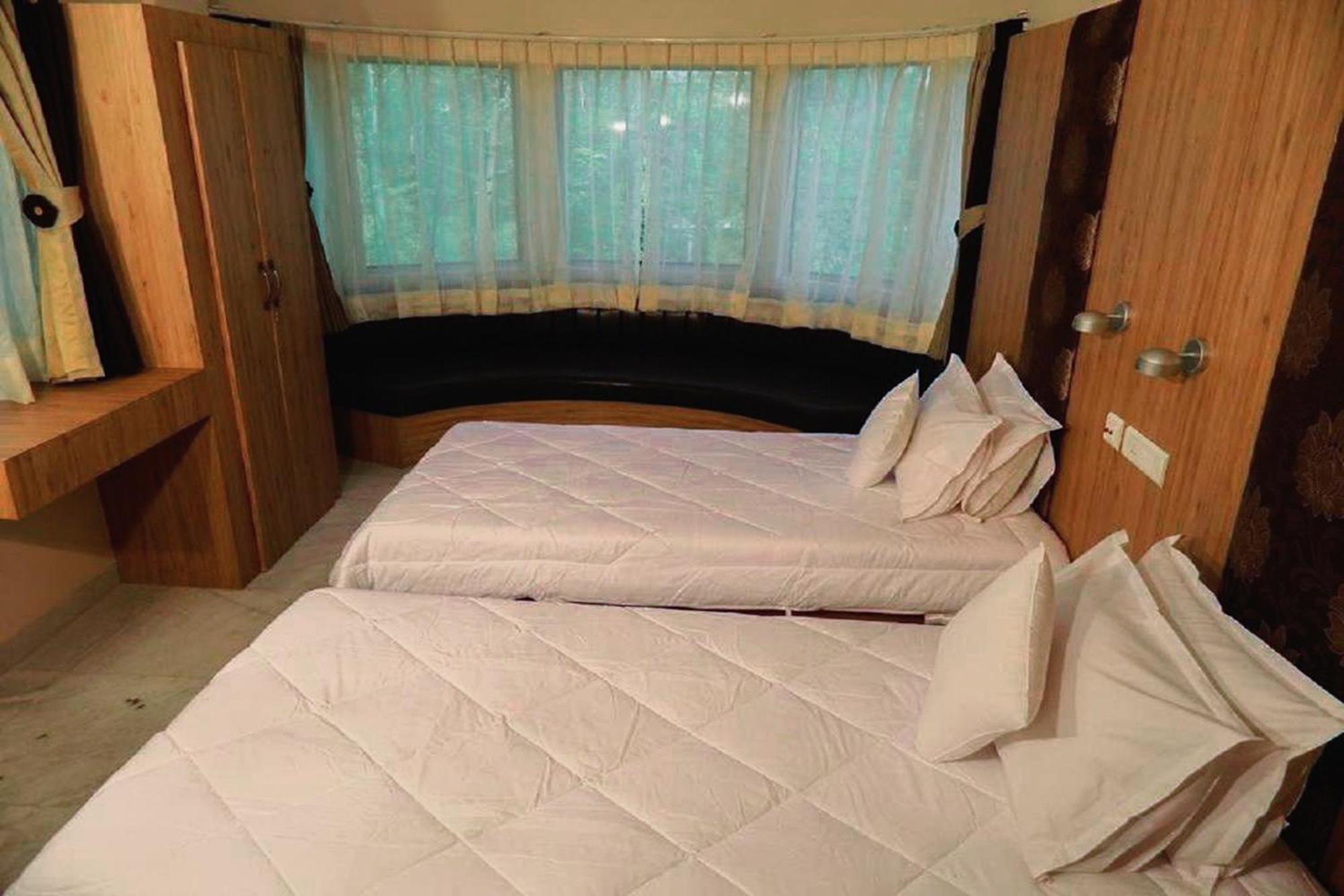 The Kei Inn & Suites Hotel Near Salt Lake Calcutta Extérieur photo