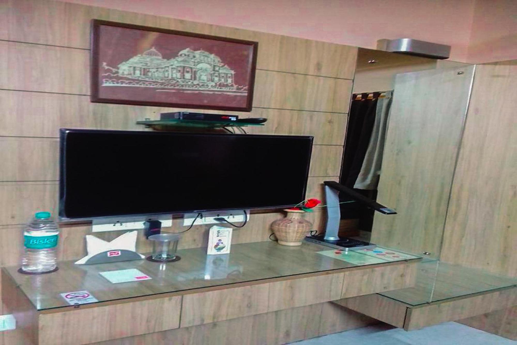 The Kei Inn & Suites Hotel Near Salt Lake Calcutta Extérieur photo