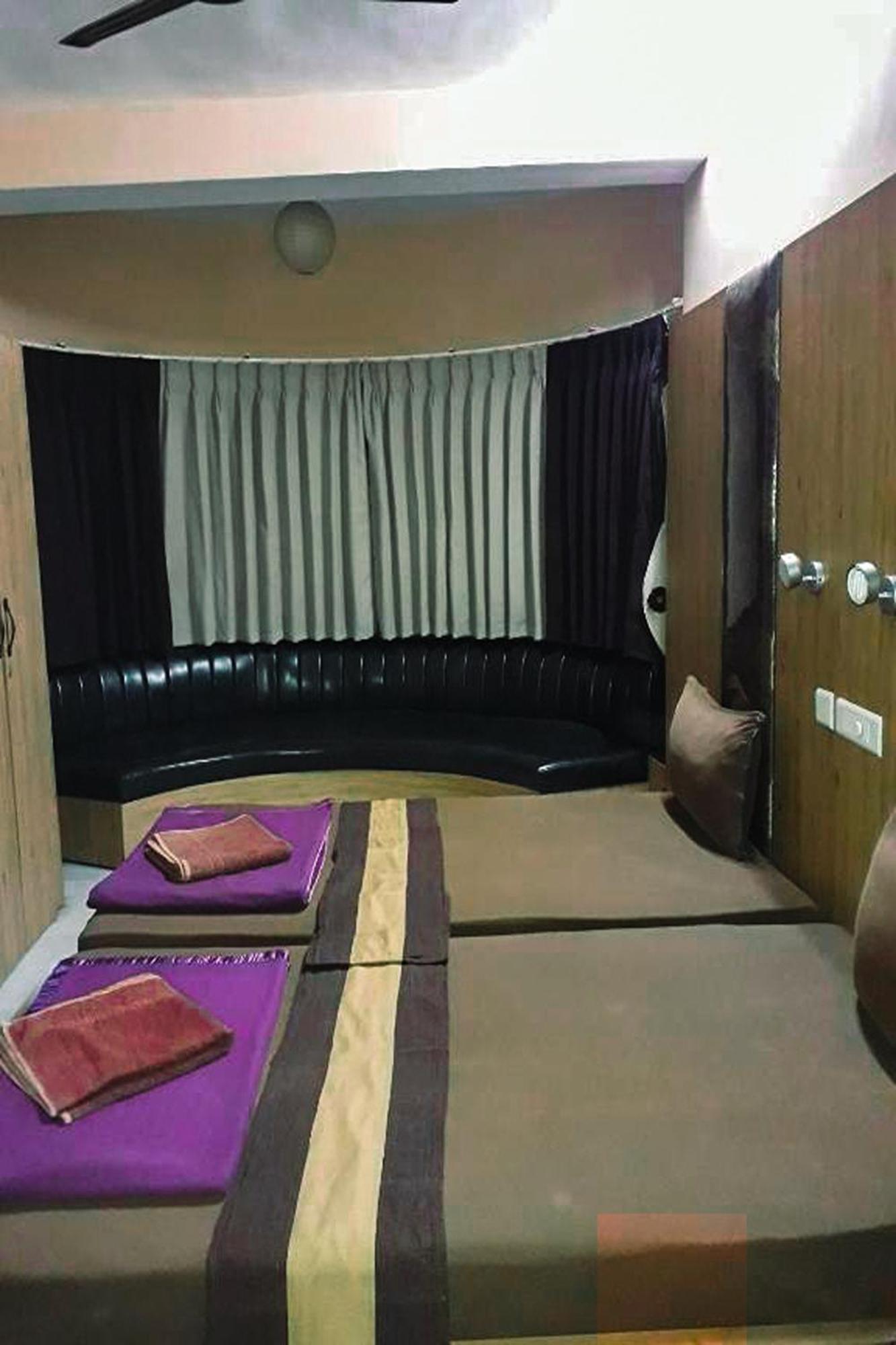 The Kei Inn & Suites Hotel Near Salt Lake Calcutta Extérieur photo